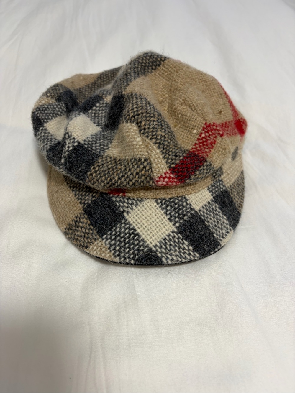 Y2K Burberry paperboy cap